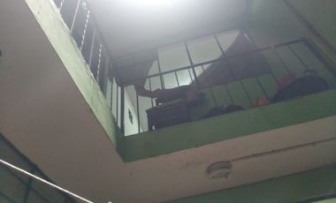 VENTA CASA DE 3 PISOS Y AZOTEA A UNAS CUADRAS DE WIESSE