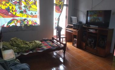 VENTA CASA DE 3 PISOS Y AZOTEA A UNAS CUADRAS DE WIESSE