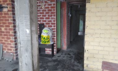 VENTA CASA DE 3 PISOS Y AZOTEA A UNAS CUADRAS DE WIESSE
