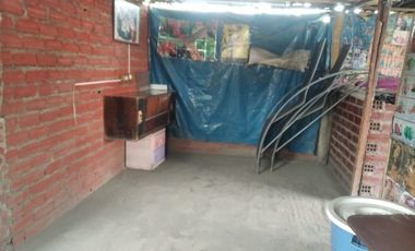 VENTA CASA DE 3 PISOS Y AZOTEA A UNAS CUADRAS DE WIESSE