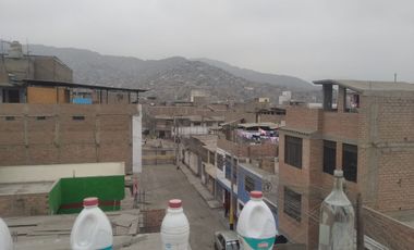 VENTA CASA DE 3 PISOS Y AZOTEA A UNAS CUADRAS DE WIESSE