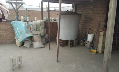 VENTA CASA DE 3 PISOS Y AZOTEA A UNAS CUADRAS DE WIESSE