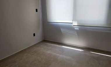 Bonita casa de 2 niveles en Villa Magna zona de Lomas del Campanario Norte en Querétaro