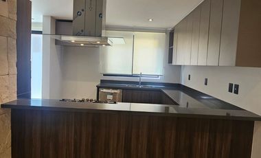 Bonita casa de 2 niveles en Villa Magna zona de Lomas del Campanario Norte en Querétaro