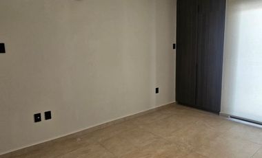 Bonita casa de 2 niveles en Villa Magna zona de Lomas del Campanario Norte en Querétaro