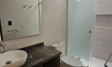 Bonita casa de 2 niveles en Villa Magna zona de Lomas del Campanario Norte en Querétaro