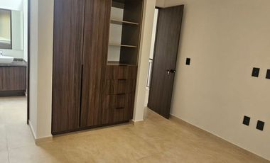 Bonita casa de 2 niveles en Villa Magna zona de Lomas del Campanario Norte en Querétaro