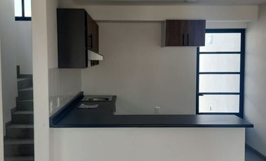 Casa en Venta con alberca tres recamaras al sur de Cuernavaca en Xochitepec Morelos