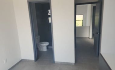 Casa en Venta con alberca tres recamaras al sur de Cuernavaca en Xochitepec Morelos