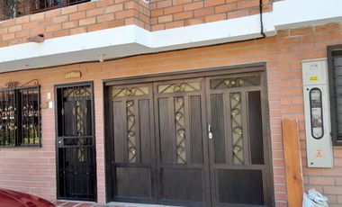 SE RENTA CASA, RIONEGRO,LAS TORRES