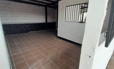 SE RENTA LOCAL,RIONEGRO,CENTRO DE INVERCIONES PARQUE CENTRAL