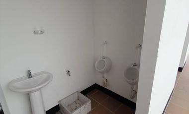 SE RENTA LOCAL,RIONEGRO,CENTRO DE INVERCIONES PARQUE CENTRAL