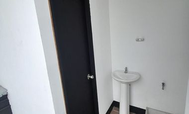 SE RENTA LOCAL,RIONEGRO,CENTRO DE INVERCIONES PARQUE CENTRAL