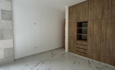 Casa en venta con alberca Paloma de la paz.