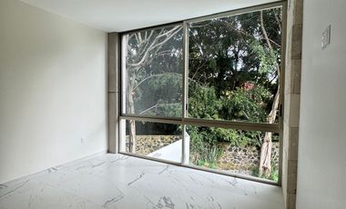 Casa en venta con alberca Paloma de la paz.