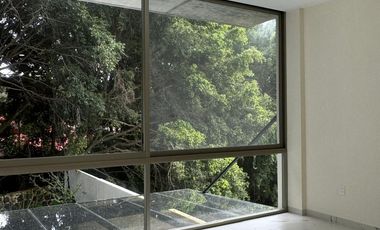 Casa en venta con alberca Paloma de la paz.