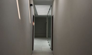 Casa en venta con alberca Paloma de la paz.