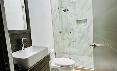 Casa en venta con alberca y seguridad