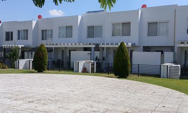RENTO CASA AMUEBLADA EN PASEOS DEL BOSQUE QUERÉTARO