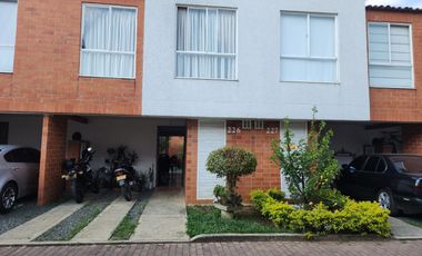 CASA ALEGRA ALFAGUARA