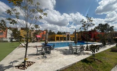 Duplex. Reloj, Zirándaro.