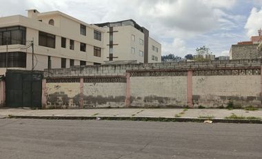 TERRENO DE VENTA EN SECTOR EL CONDADO AL NORTE DE QUITO CERCA AL CENTRO COMERCIAL EL CONDADO