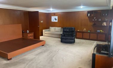 CASA EN VENTA SATELITE CON 270 M2 DE JARDIN