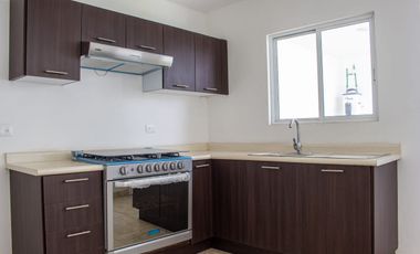 Casa en Venta en Cuautlancingo, Fraccionamiento atrás de Plaza San Diego con Amenidades Premium