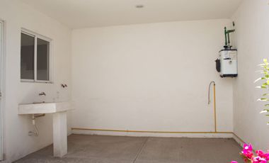 Casa en Venta en Cuautlancingo, Fraccionamiento atrás de Plaza San Diego con Amenidades Premium