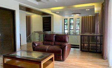 FOUR BEDROOM HOUSE AND LOT FOR SALE/RENT IN HACIENDA ROYALE