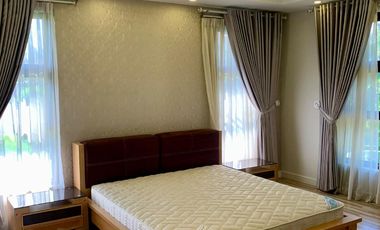 FOUR BEDROOM HOUSE AND LOT FOR SALE/RENT IN HACIENDA ROYALE