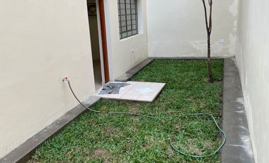 VENTA DE CASA CON LOCAL COMERCIAL – TRES PISOS- CARABAYLLO