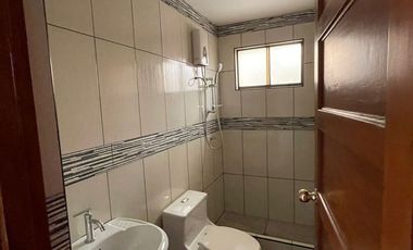 VENTA DE CASA CON LOCAL COMERCIAL – TRES PISOS- CARABAYLLO