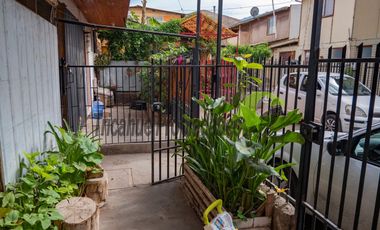 En Vicuña, venta de casa ampliada y regularizada, 5D y 1B. $64 millones