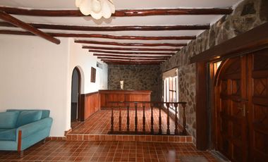 HOSTAL EN VENTA 16 HAB. KM 63 PAN.SUR CHILCA