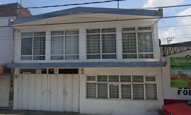 CASA EN VENTA EN URUAPAN