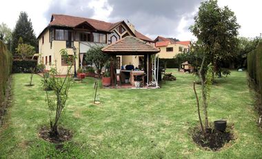 Casa en Renta via Sopó Sector los Clubes.