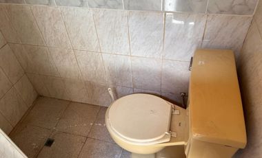 Venta  Casa Remodelada Frente a Parque en el Distrito de Los Olivos, Lima