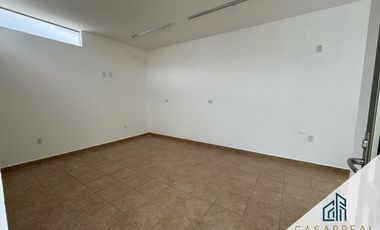 CASA EN RENTA REAL MIL CUMBRES