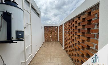 CASA EN RENTA REAL MIL CUMBRES