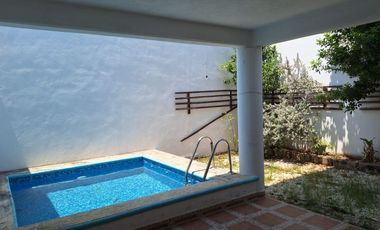 CASA EN VENTA FRACCIONAMIENTO PASEOS KABAH, SM 222 CANCUN, Q. ROO.