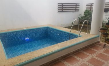 CASA EN VENTA FRACCIONAMIENTO PASEOS KABAH, SM 222 CANCUN, Q. ROO.