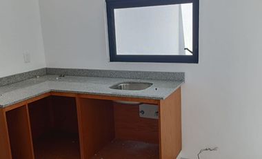 CASA NUEVA EN TEQUISQUIAPAN, EN FRACCIONAMIENTO, PORTÓN ELÉCTRICO