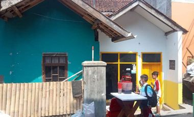 [WAHYU - 081843----] Dijual Rumah Rumah Sederhana Pinggir Sekolah Dasar Dekat Pemda  Garut