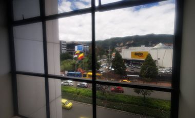 Arriendo Oficina - Frente a Unicentro