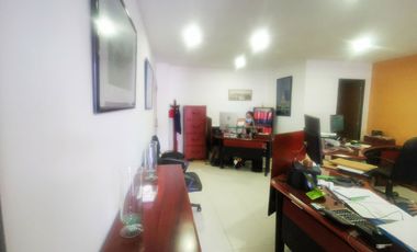 Arriendo Oficina - Frente a Unicentro