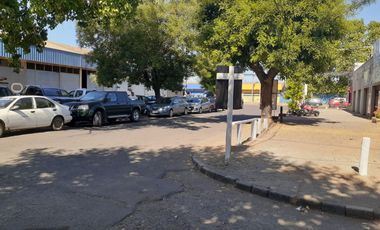 OPORTUNIDAD CASA SECTOR COMERCIAL INDUSTRIAL EN EL CENTRO DE TALCA SE VENDE CASA DE 400 m²