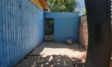 OPORTUNIDAD CASA SECTOR COMERCIAL INDUSTRIAL EN EL CENTRO DE TALCA SE VENDE CASA DE 400 m²