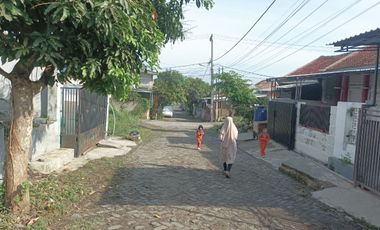 [WAHYU - 081843----] Dijual Rumah Lama Murah Negotiable Di Karangpawitan Garut