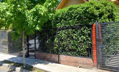 SE VENDE CASA  150 M2 , BUIN ,3 DORMITORIOS , 3 BAÑOS .